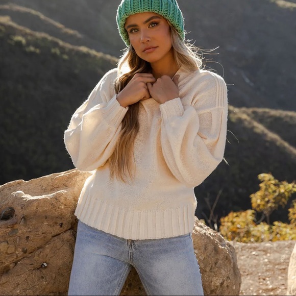 Vici Sweaters - Vici- BUNDLE UP RIBBED KNIT SWEATER - CREAM